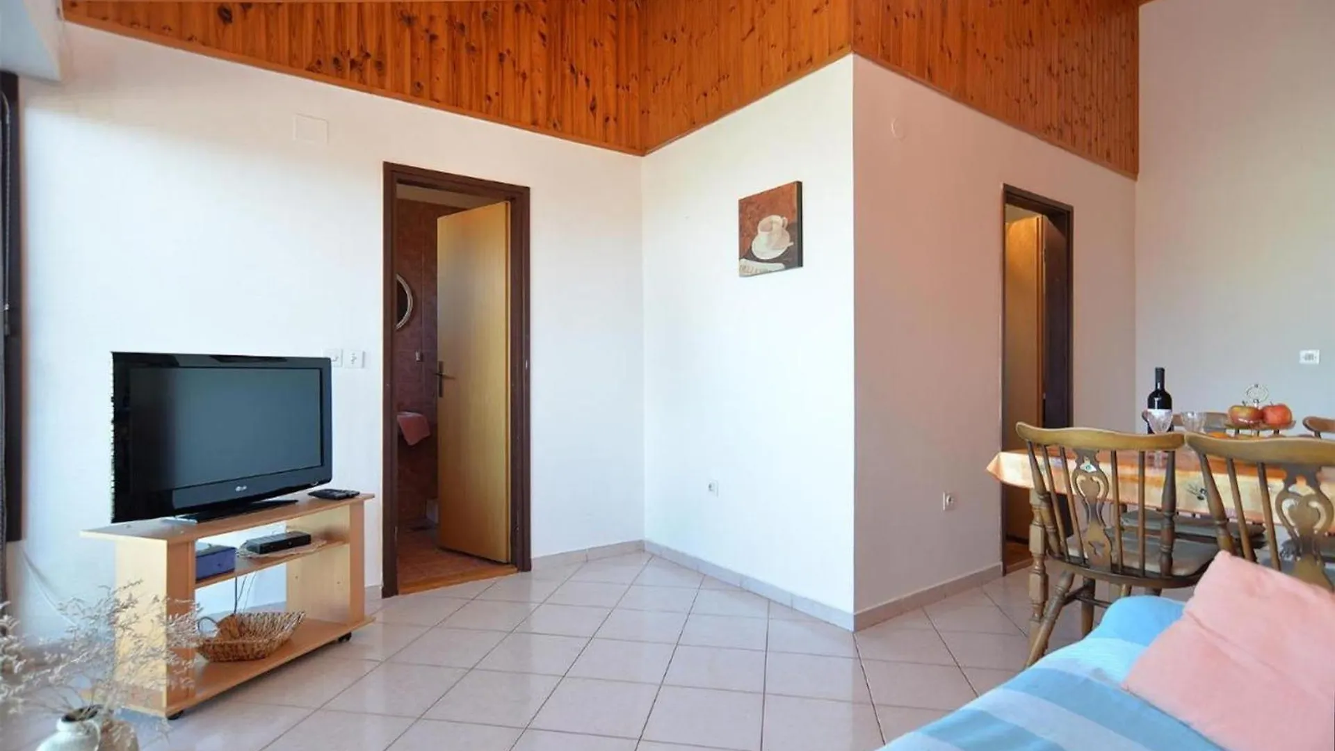 Spacious Apartment In Peroj With Terrace Croatia